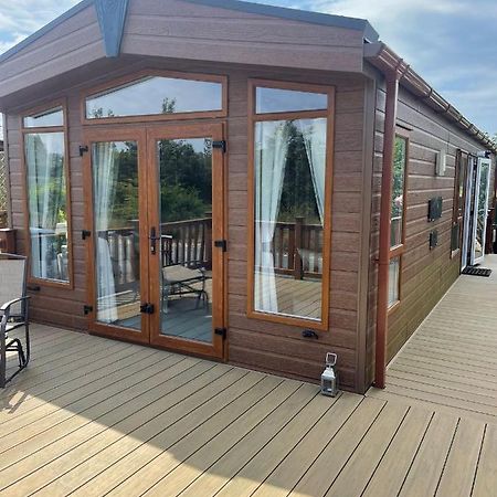 Fern Lodge With Hot Tub Stonham Aspall Buitenkant foto