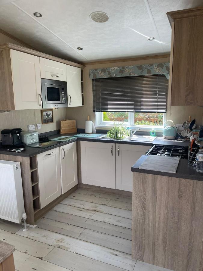 Fern Lodge With Hot Tub Stonham Aspall Buitenkant foto