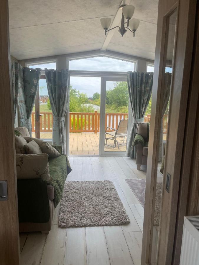 Fern Lodge With Hot Tub Stonham Aspall Buitenkant foto