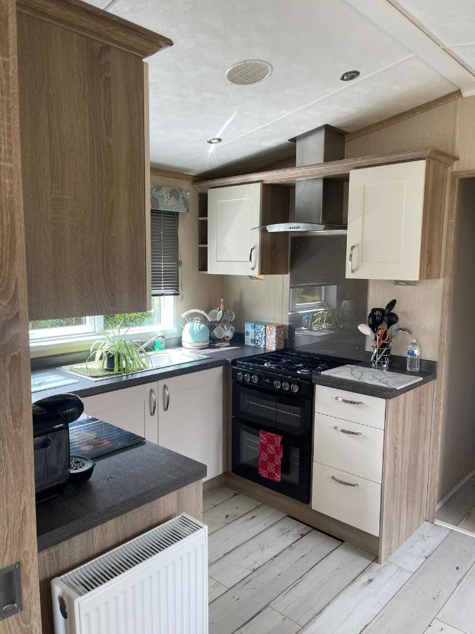 Fern Lodge With Hot Tub Stonham Aspall Buitenkant foto